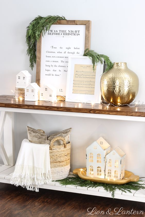  Christmas shelf decor ideas with string lights